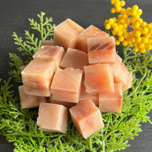 画像をギャラリービューアに読み込む, Sサケ角切PBO(皮なし小骨とり)B(ブロック)