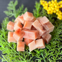 画像をギャラリービューアに読み込む, Sサケ角切PBO(皮なし小骨とり)B(ブロック)